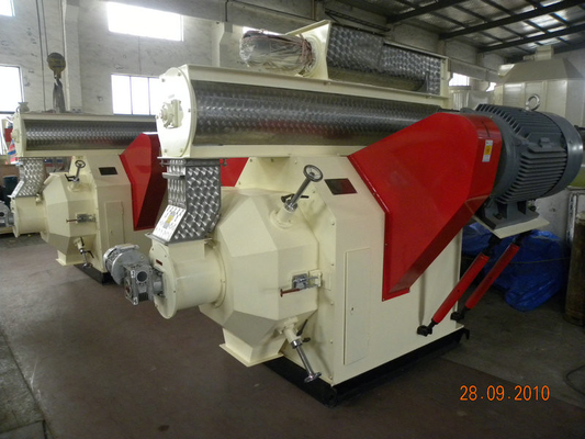 Reliable Convenient Operation Biomass Pellets Machine For Medium, Big Pellet HKJ45J